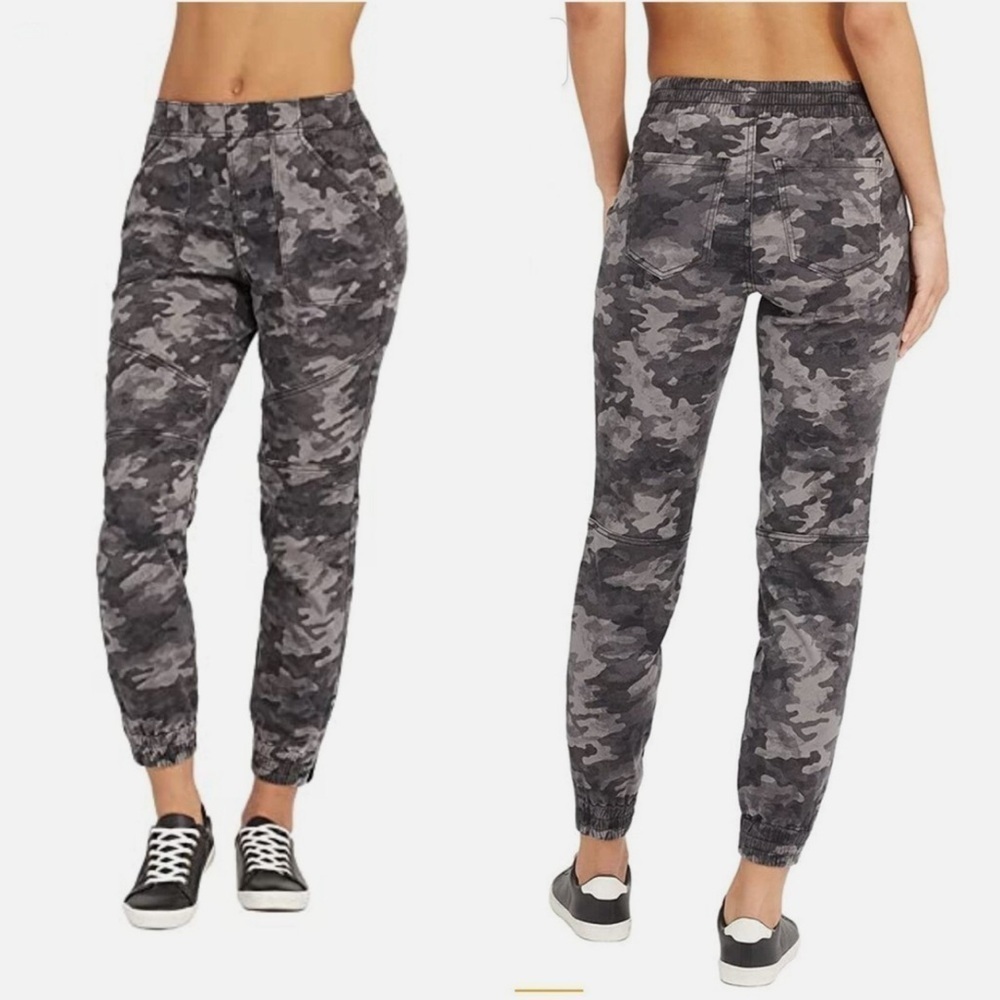 Spanx Jogger Pants Women Large Twill Cargo Black Camo High Rise B28
